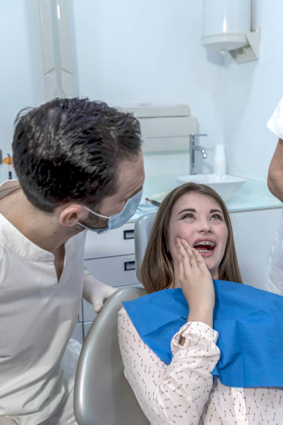Best Broken or Cracked Tooth Emergency Dentist in Bothell West, WA